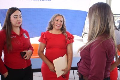 Encabeza Presidenta Municipal Lic. Edith Escárcega entrega de materiales escolares a estudiantes en situación vulnerable