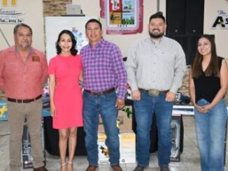 Presidencia y DIF Municipal de Ascensión festejan a los estudiantes con una gran tardeada-baile
