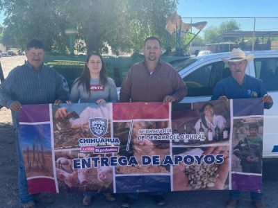 Encabeza alcalde Rogelio Pacheco entrega de apoyos para mitigar efectos de la sequía en el sector ganadero