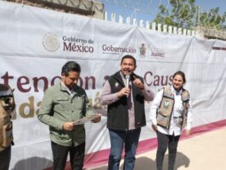 Visitan alcalde y el director general del IMSS la colonia Sierra Vista