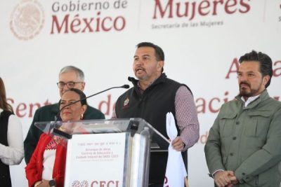 Gobierno Municipal y Federal colocan la primera piedra de los CECI