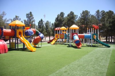 Inaugura Presidenta Edith Escárcega área recreativa de Juegos en la Macroplaza