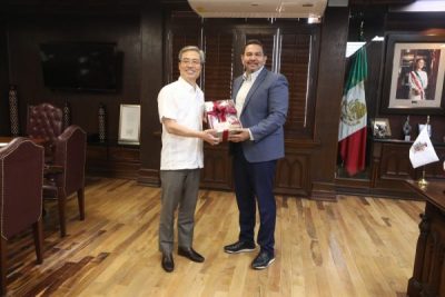 Visita al alcalde el representante de la oficina Económica y Cultural de Taiwán