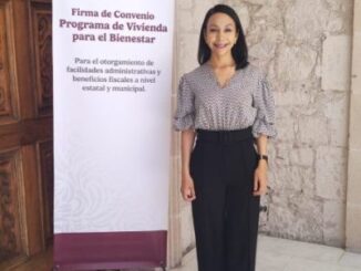 Firma presidenta Ivonne De La Hoya convenio del Programa de Vivienda para el Bienestar