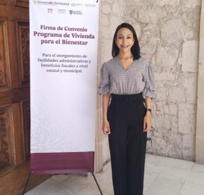 Firma presidenta Ivonne De La Hoya convenio del Programa de Vivienda para el Bienestar