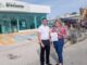 Rehabilita presidencia de Ascensión banqueta frente al Banco del Bienestar en Puerto Palomas de Villa