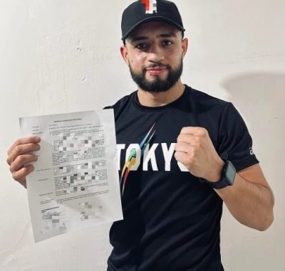 Presidenta Ivonne De La Hoya felicita al boxeador René «Zurdo» Palacios por su firma con PROBOX.