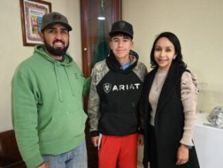 Presidenta Ivonne De La Hoya apoya a equipos de Béisbol Infantil de la Liga Talentos “Zurdo” Durán