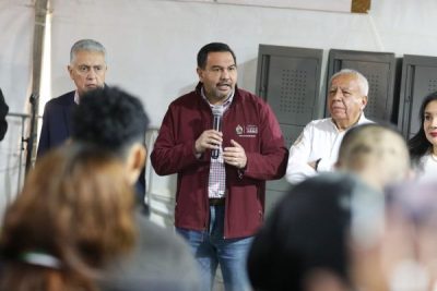 Recibe el Presidente Pérez Cuéllar a migrantes