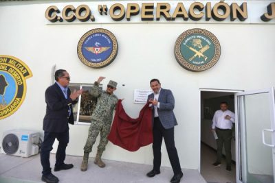 Entrega Presidente Centro Coordinador de Operaciones en la Guarnición Militar