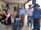 Presidenta Ivonne De La Hoya entrega silla PCI a familia del Ejido Ley Seis de Enero